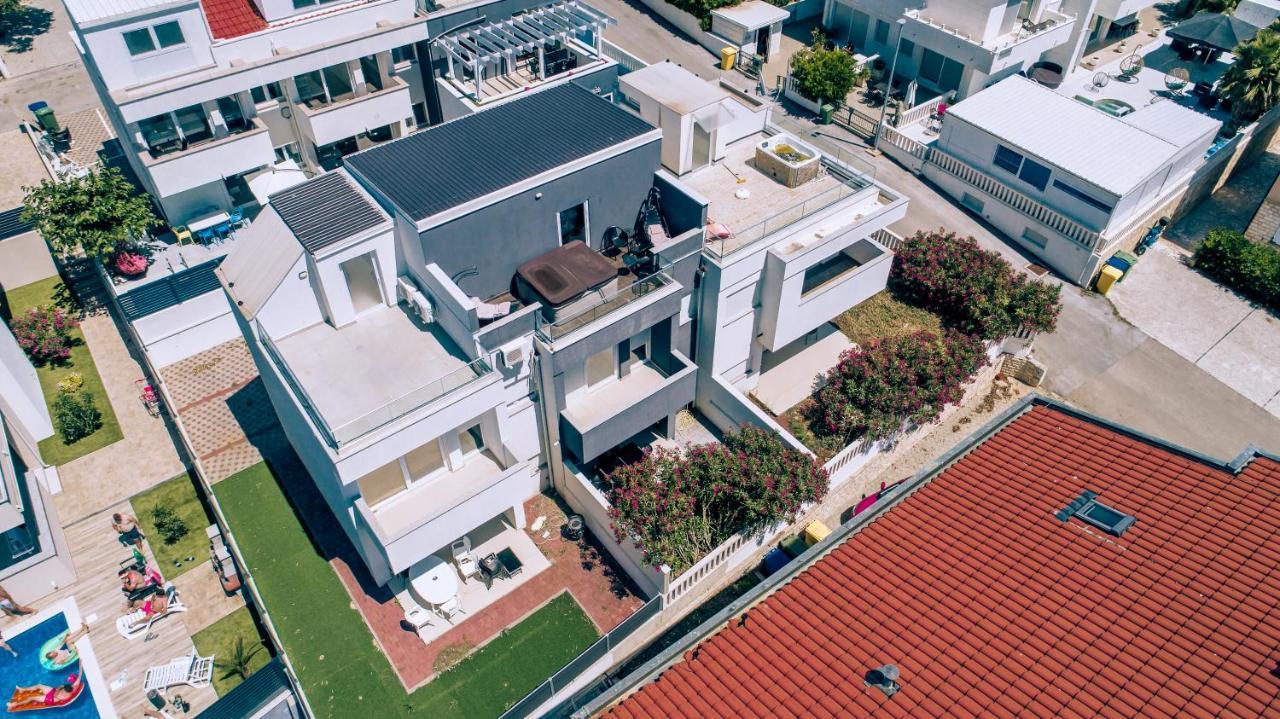 Villa Tina Новаля Екстериор снимка